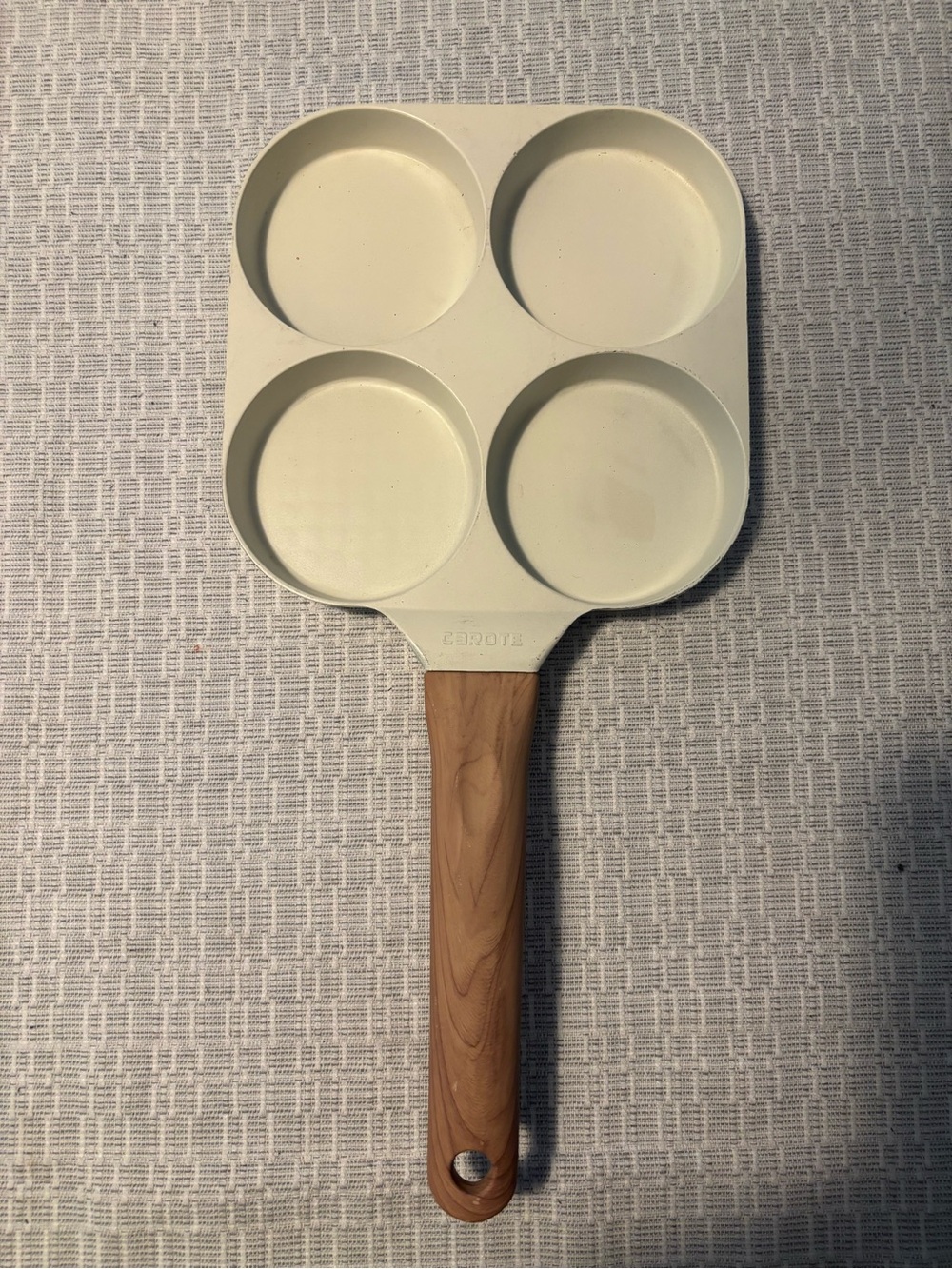 4-Cup Cream Nonstick Pancake Pan with Wood-Effect Handle